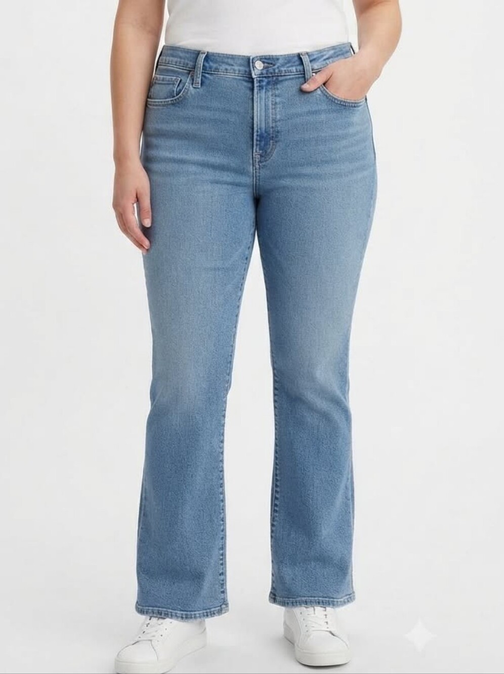 Levi's 590 Jeans Boot Cut Classic Light Blue Size 16W Medium - Picture 1 of 15
